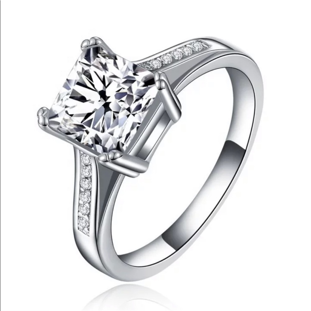 New Fashionable 925 Silver Square Diamond Ring - Picture 2 of 4
